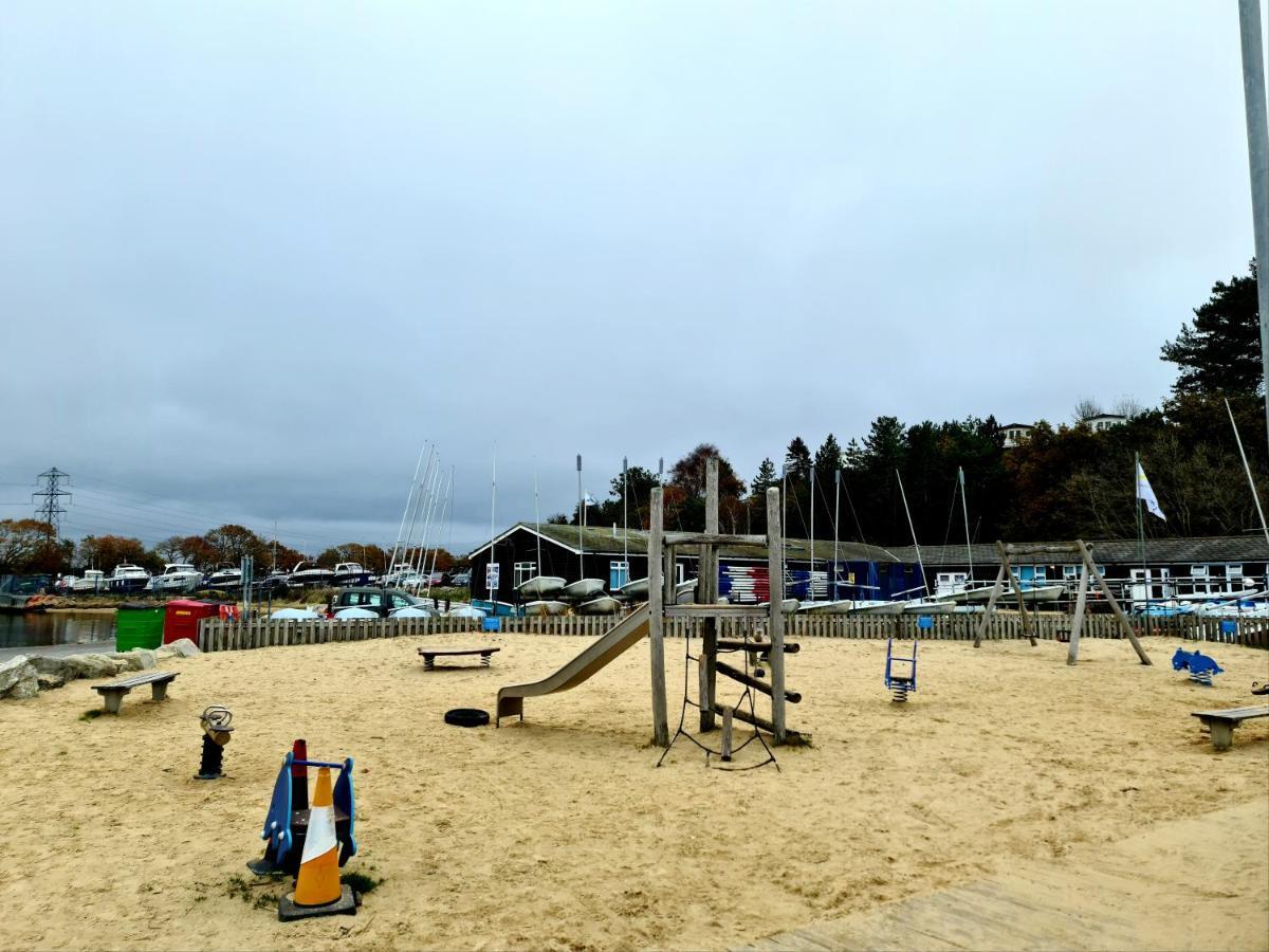 Escape City Caravan Lytchett Minster ภายนอก รูปภาพ